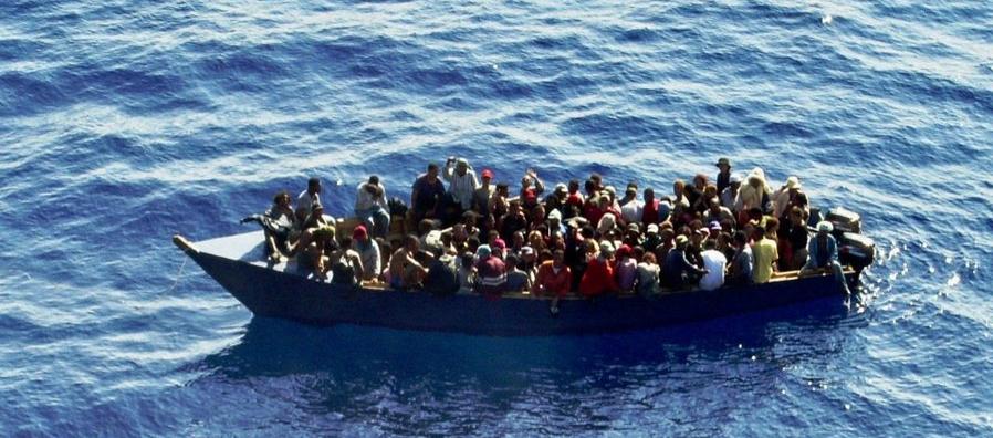 Guardia Costera repatria 96 inmigrantes a R.Dominicana tras intentar entrar a Puerto Rico